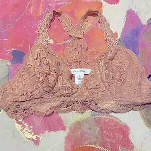 💥Active USA Women’s Lace Bralette Rose Cup tap in size Small, medium , Large🛍